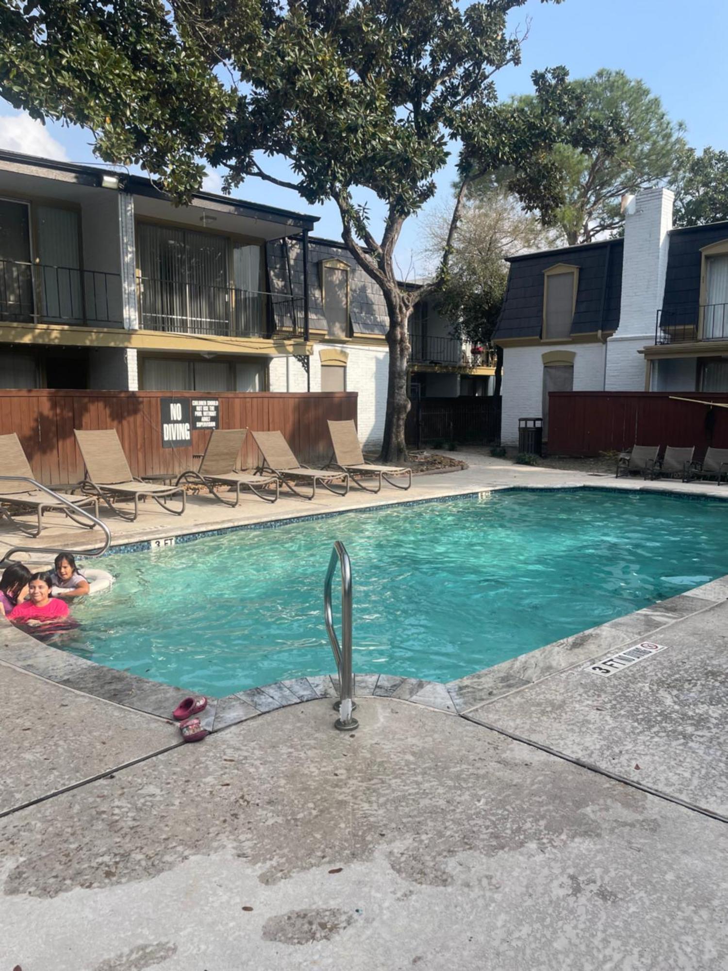 Huge One Bedroom With 2 Queen Size Beds Houston Extérieur photo